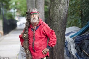 Delfine Vizearra» بی‌خانمان نیویورکی