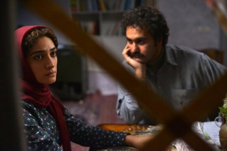 میلاد کی مرام و مینا ساداتی در نمایی از فیلم سینمایی "امکان مینا"